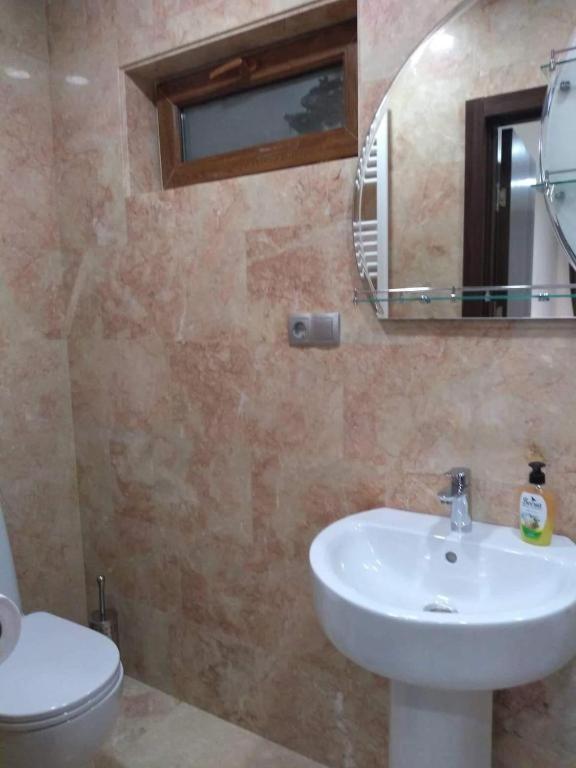 Luxury Apartment At Pirosmani 22 In Central Bordżomi Pokój zdjęcie