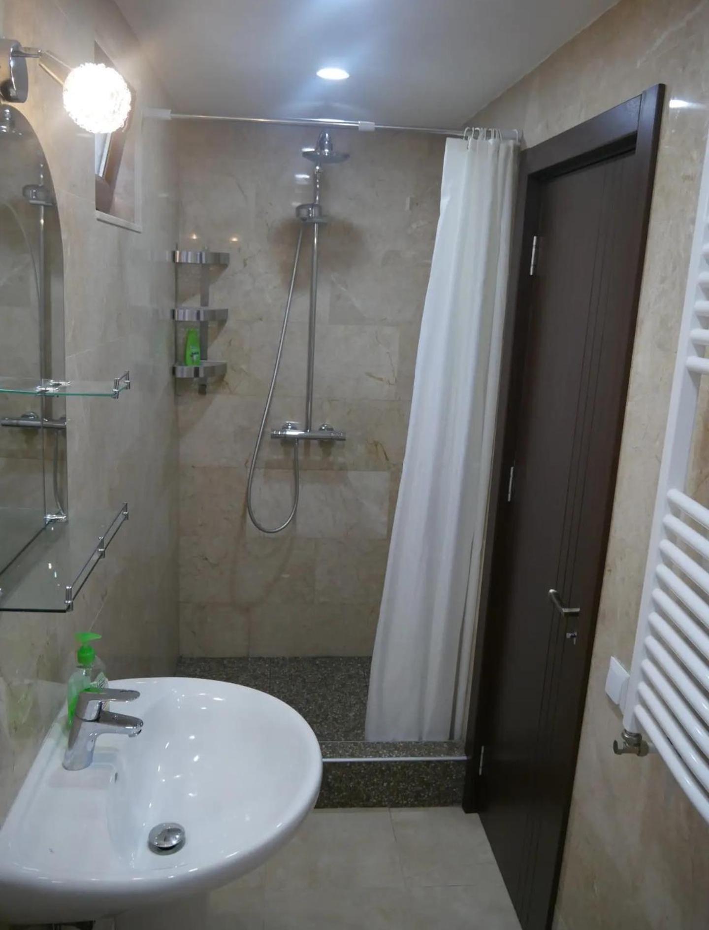 Luxury Apartment At Pirosmani 22 In Central Bordżomi Pokój zdjęcie