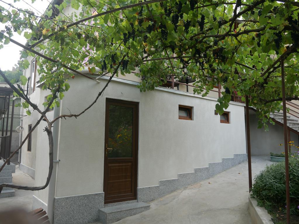 Luxury Apartment At Pirosmani 22 In Central Bordżomi Zewnętrze zdjęcie